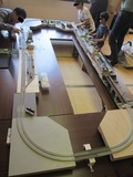 敷設作業がほぼ終わった当たりのモジュール群